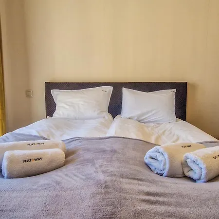 Cozy 2bd In By Flat Mаnager * バンスコ