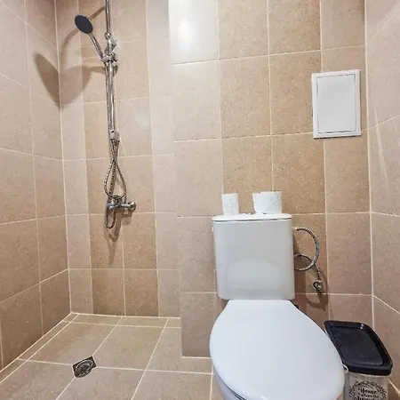 Cozy 2bd In By Flat Mаnager Διαμέρισμα