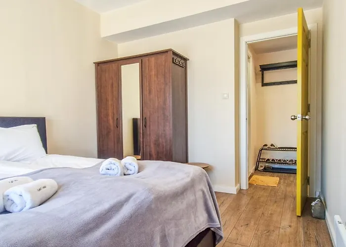 Cozy 2bd In By Flat Mаnager